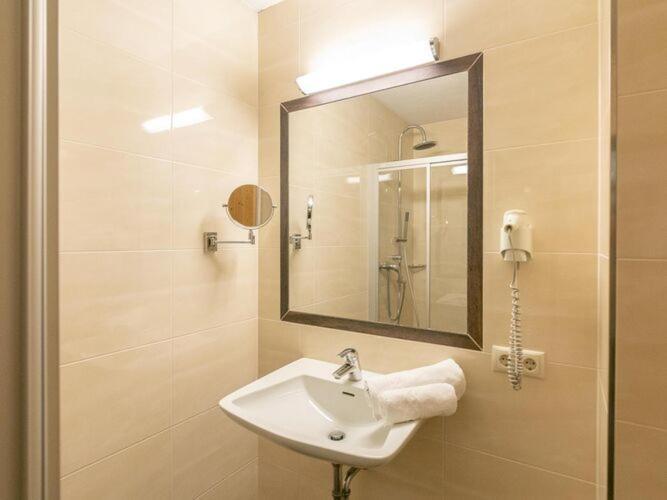 Holiday Flat With Wellness Area At The Fuegenerhof Esterno foto